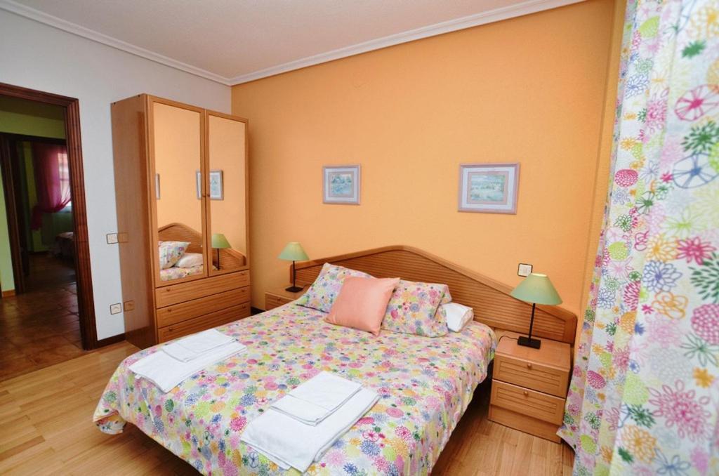 Apartamento Playas De Quejo Isla Plana エクステリア 写真